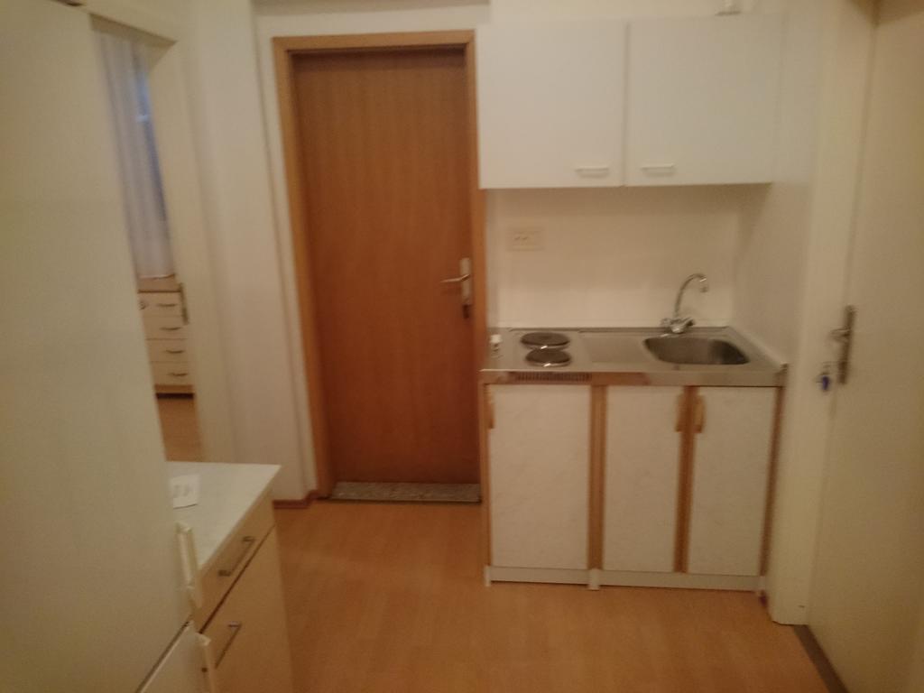 Guest House Adriatic Сплит Екстериор снимка